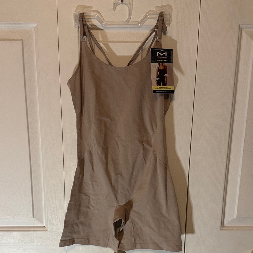Maidenform Sz Large Seamless Shaping Bodysuit NWT B21